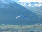 parapente dans le thermique en libre envol